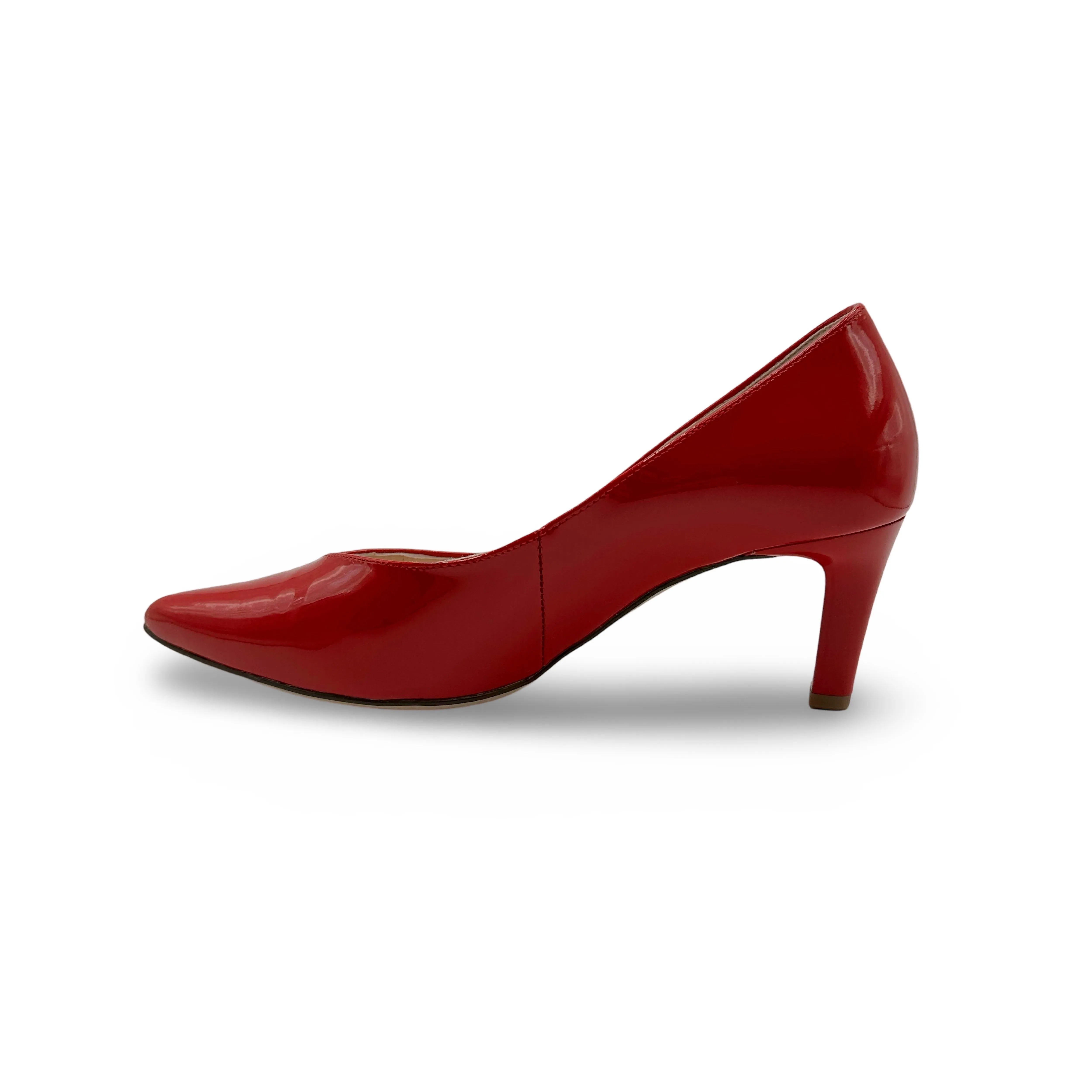 176704 Red Pump