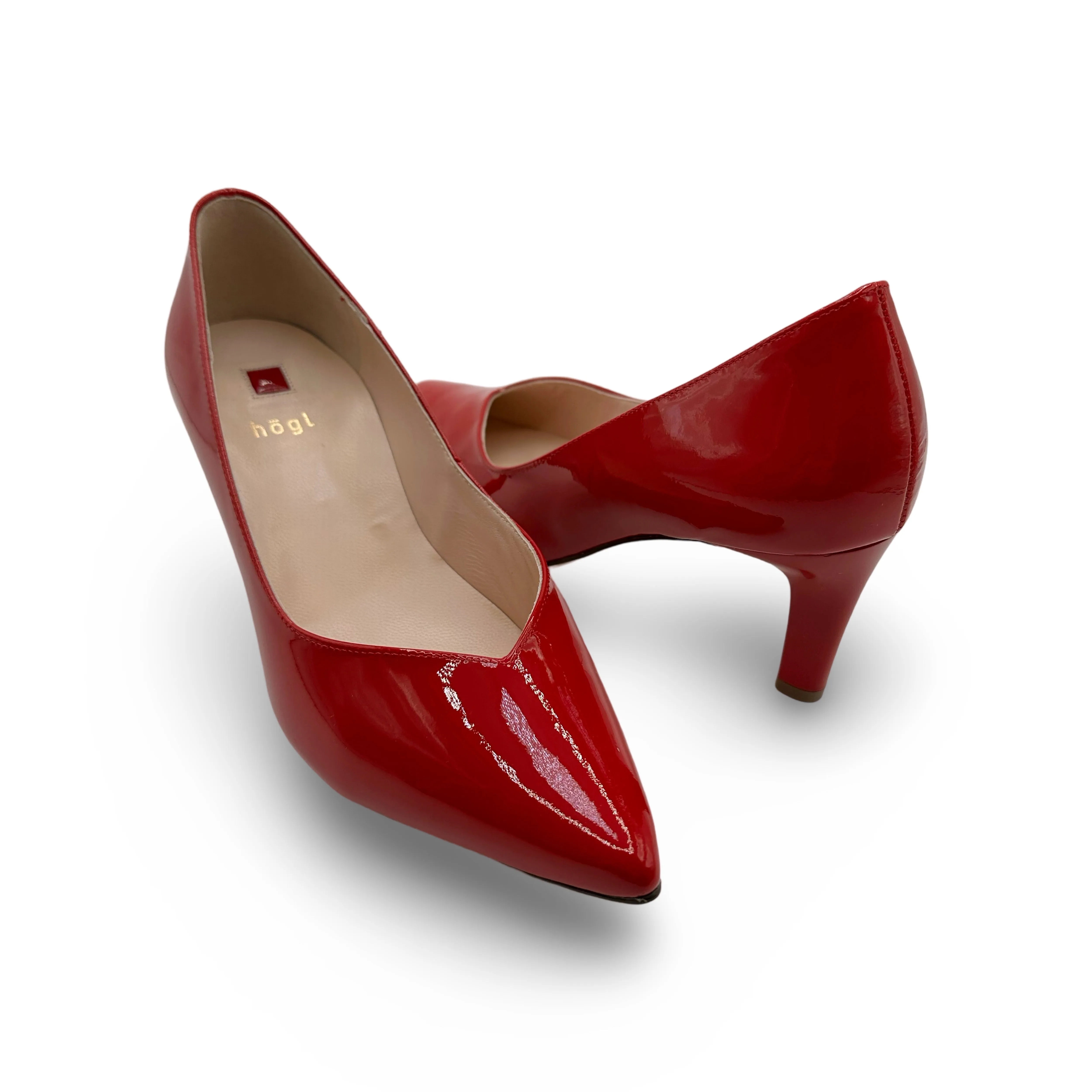 176704 Red Pump