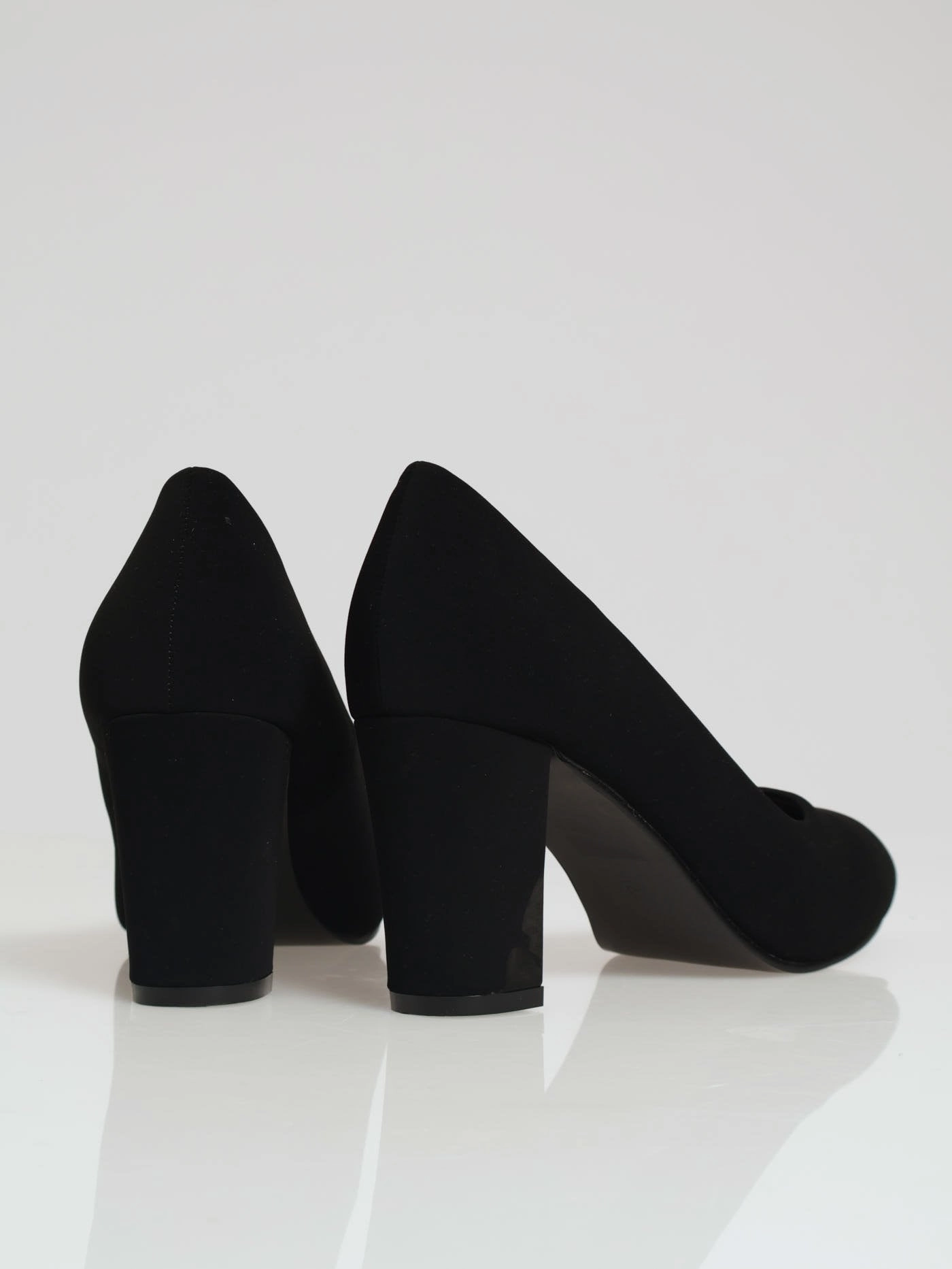 Almond Toe Block Heel - Black
