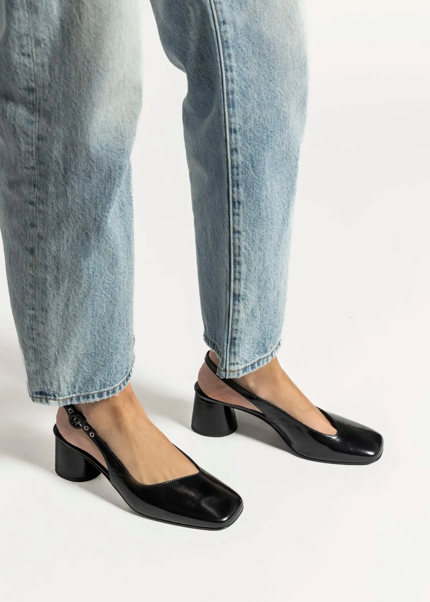 Cala Slingback Pump