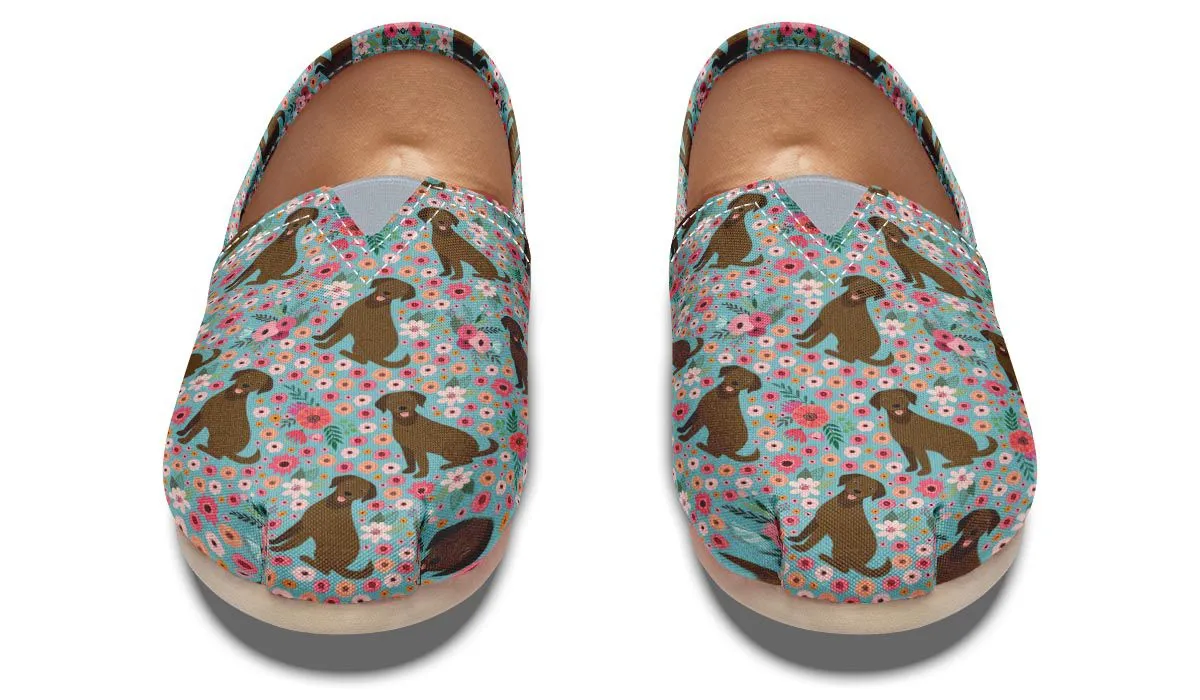 Chocolate Labrador Flower Casual Shoes