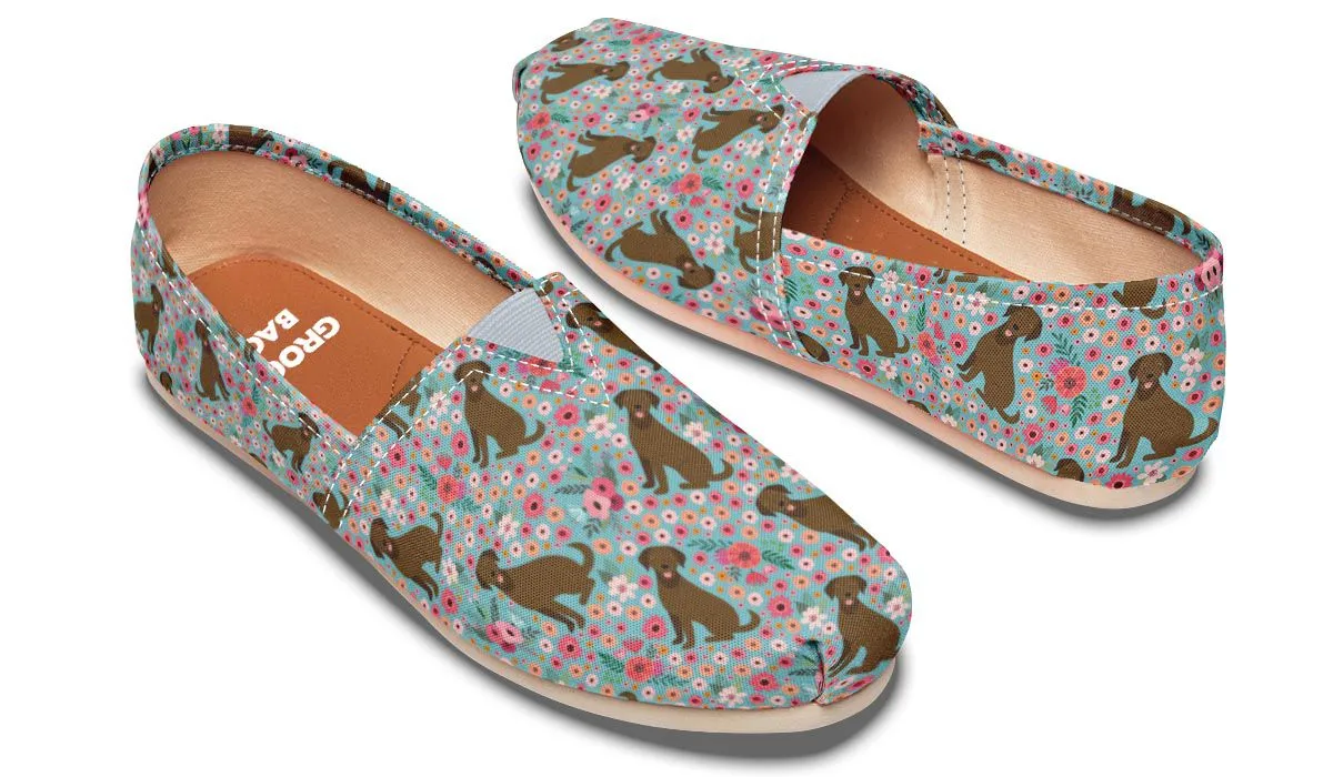 Chocolate Labrador Flower Casual Shoes