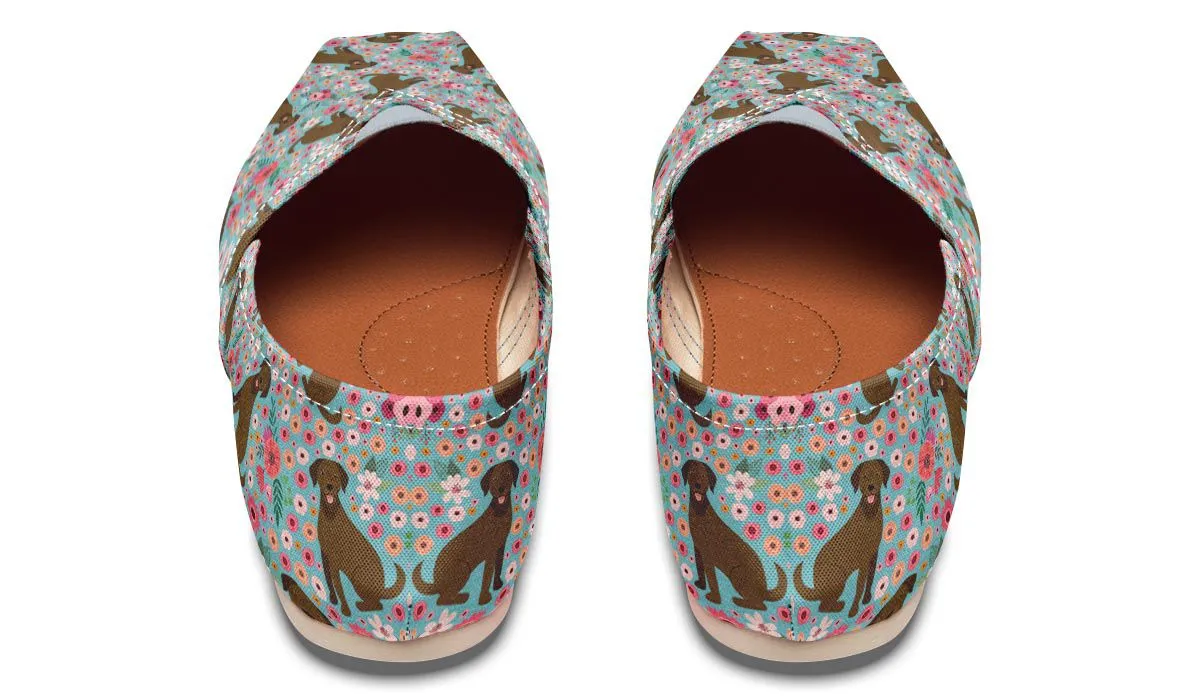 Chocolate Labrador Flower Casual Shoes
