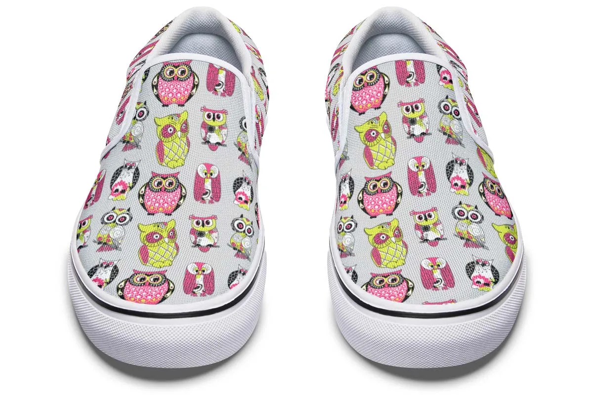 Colorful Owl Pattern Slip-On Shoes
