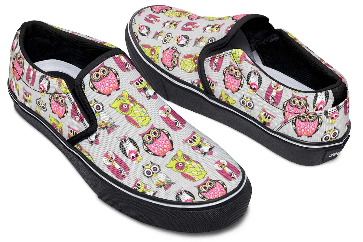 Colorful Owl Pattern Slip-On Shoes