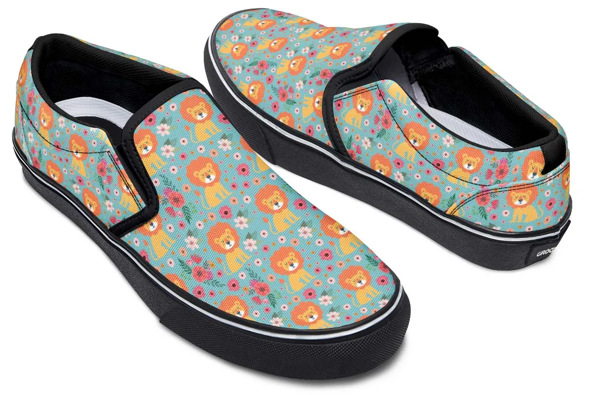 Cute Lion Pattern Slip-On Shoes