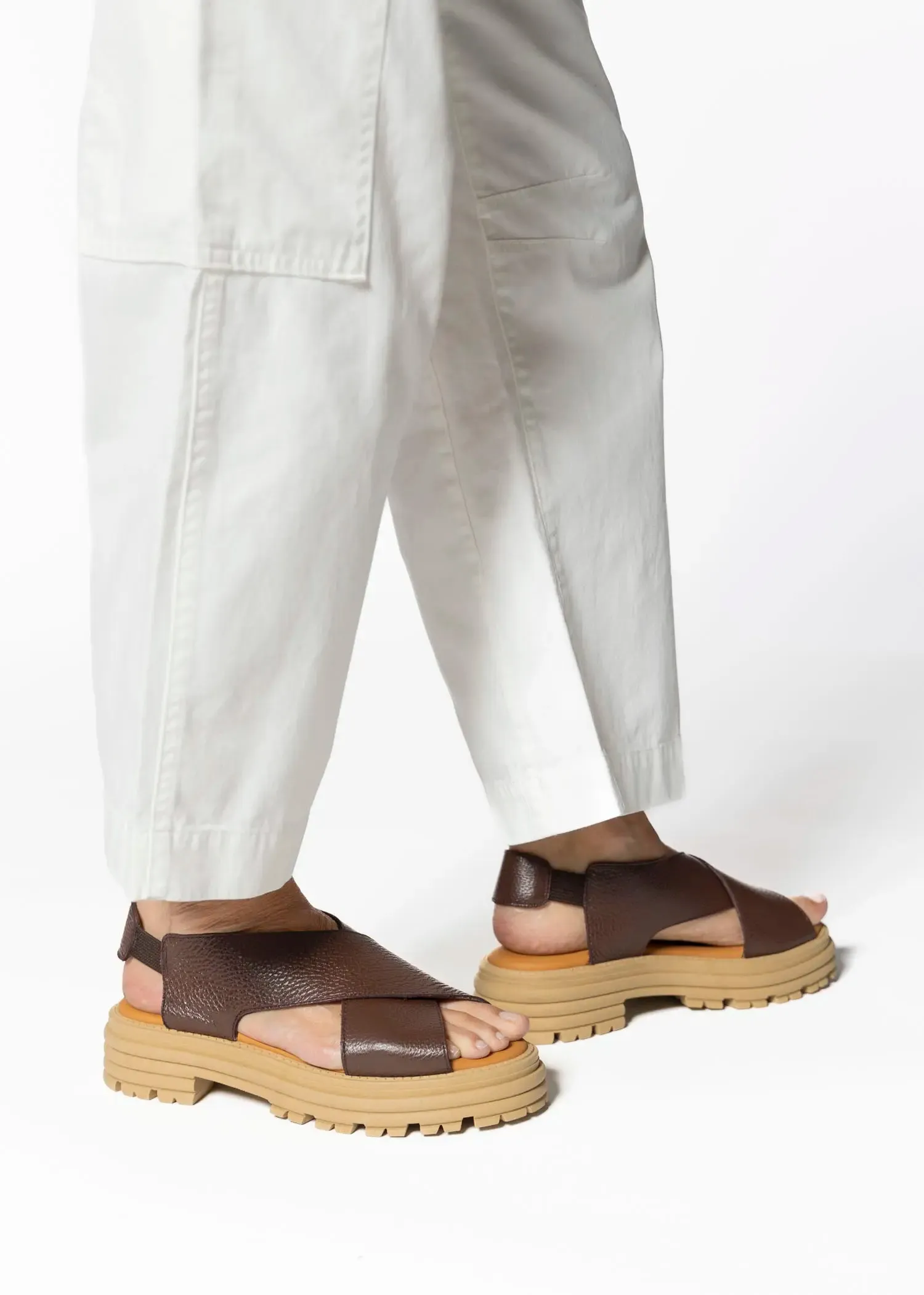 Dafne Leather Sandal