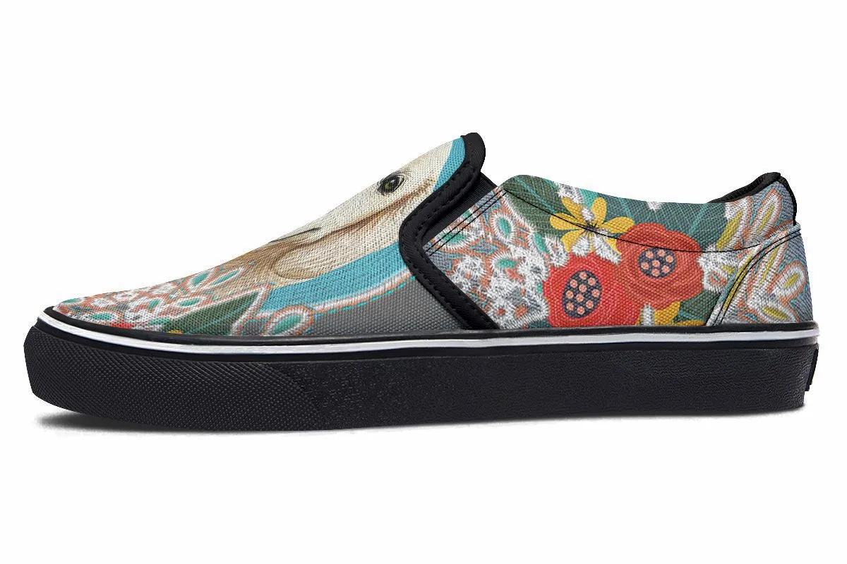 Denim Style Golden Retriever Slip-On Shoes