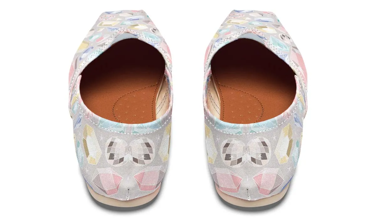 Diamond Pattern Casual Shoes