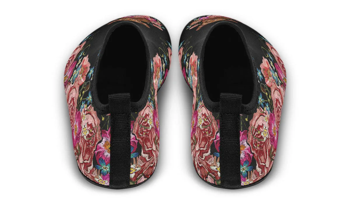 Embroidery Chihuahua Aqua Barefoot Shoes