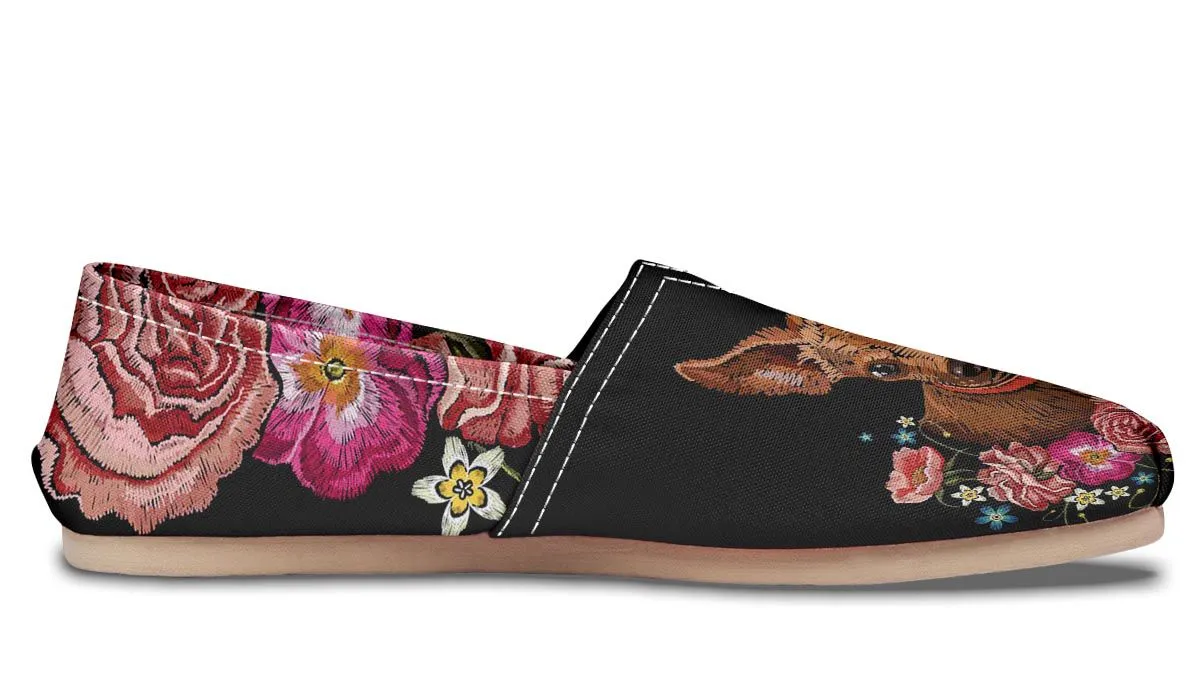 Embroidery Chihuahua Casual Shoes