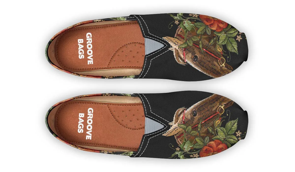 Embroidery Horse Casual Shoes