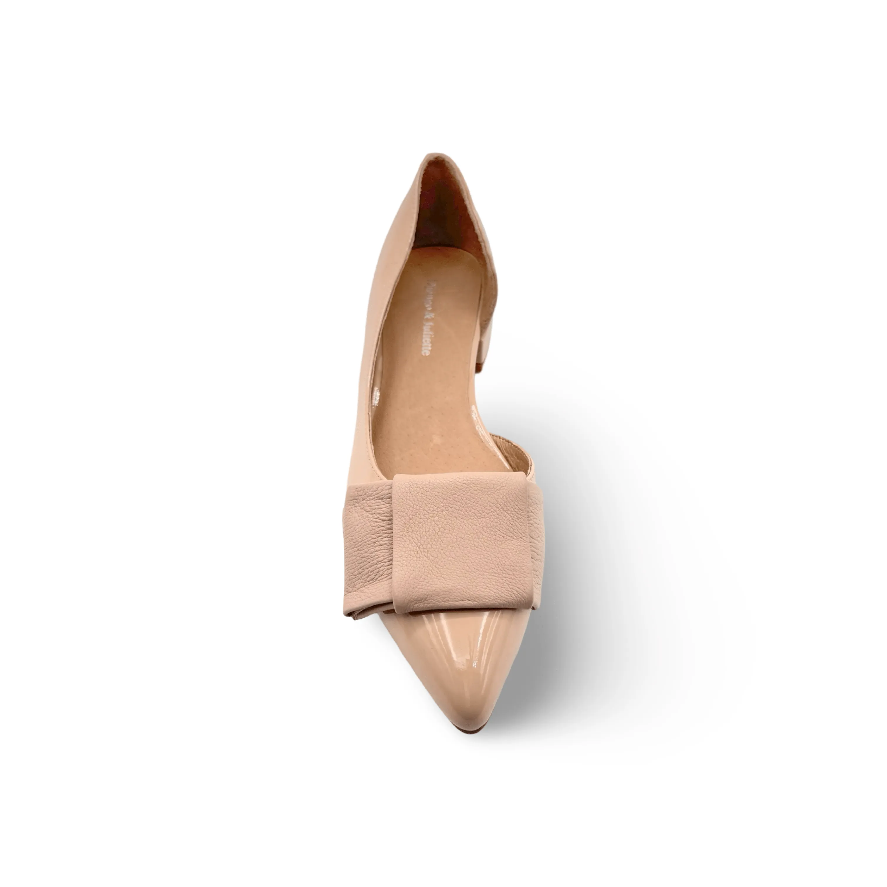 Etah Nude Flat