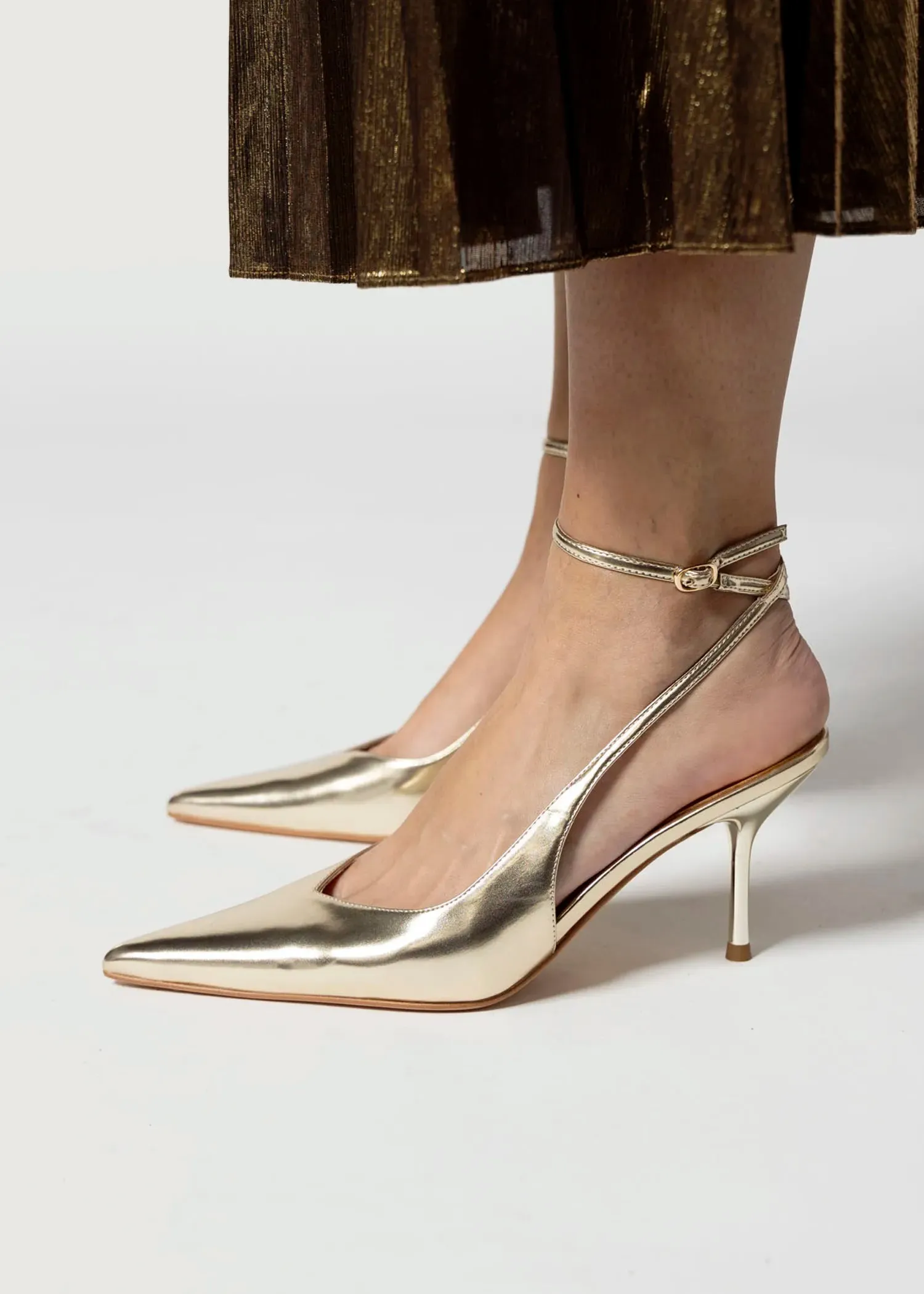 Executive Slingback Pump