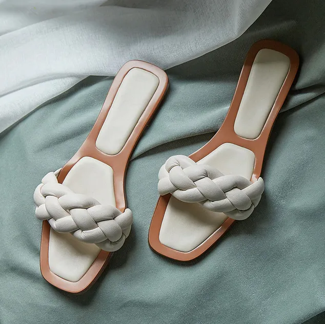 Fabiola Sandals