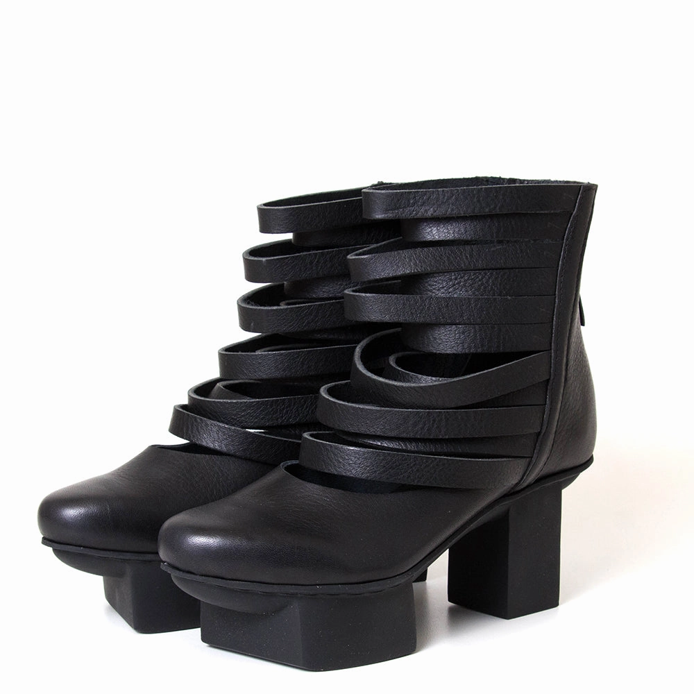 Falls Women's Leather Boot