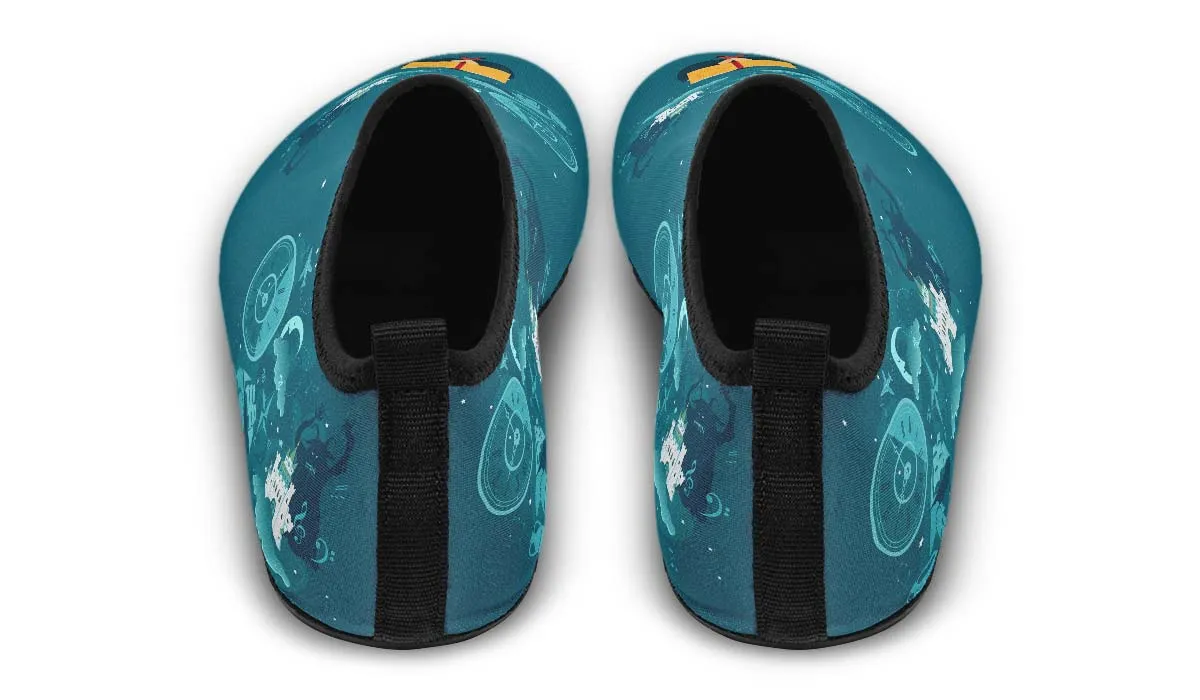 Fantasy Reading Aqua Barefoot Shoes