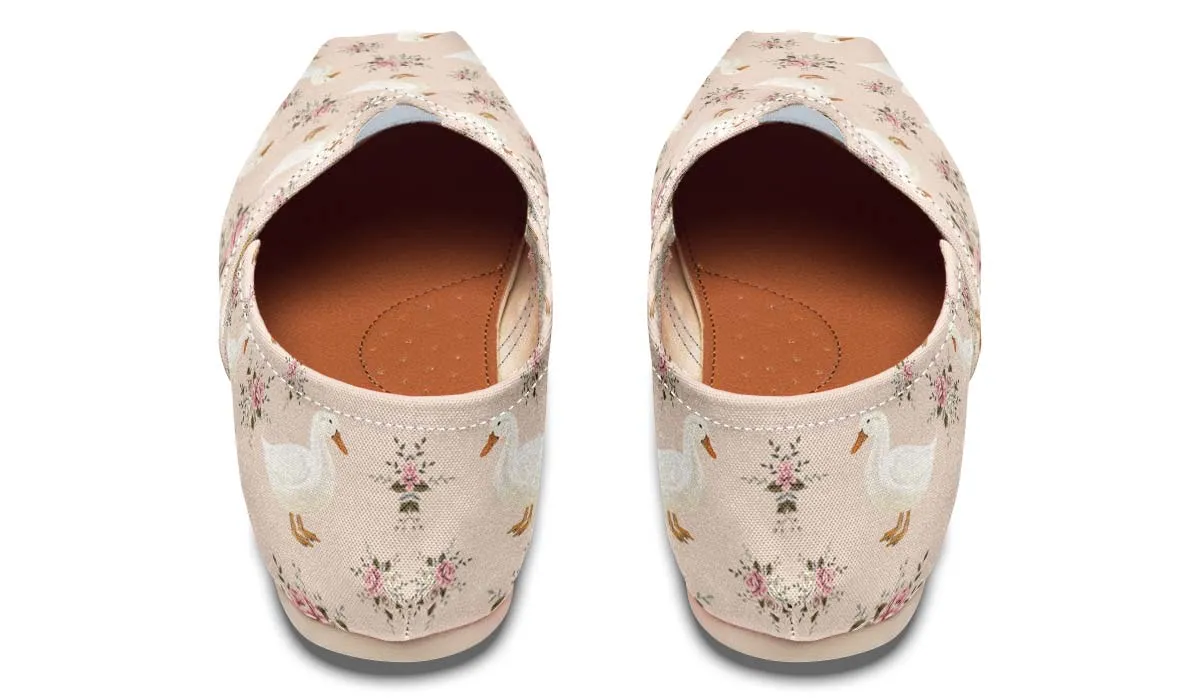 Floral Duck Pattern Casual Shoes
