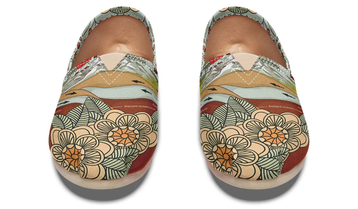 Floral Mountain Range Casual Shoes
