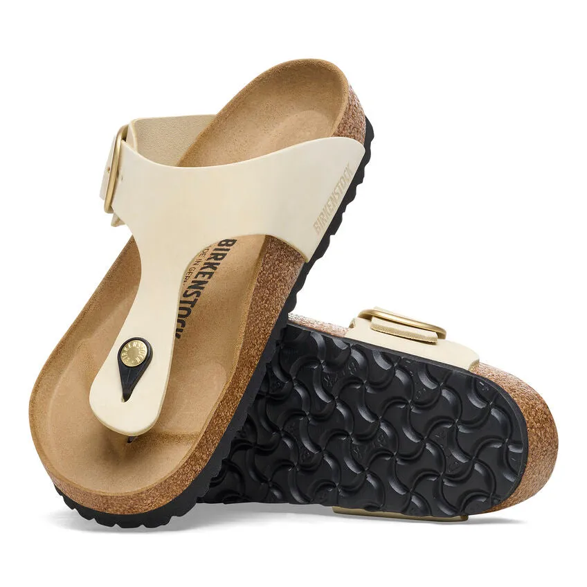 Gizeh Big Buckle - Ecru Nubuck||Gizeh grosses boucles - Nubuck cru