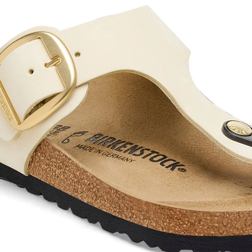 Gizeh Big Buckle - Ecru Nubuck||Gizeh grosses boucles - Nubuck cru