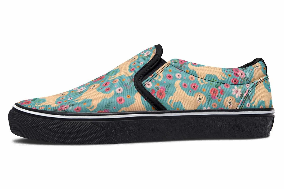 Golden Retriever Flower Slip-On Shoes