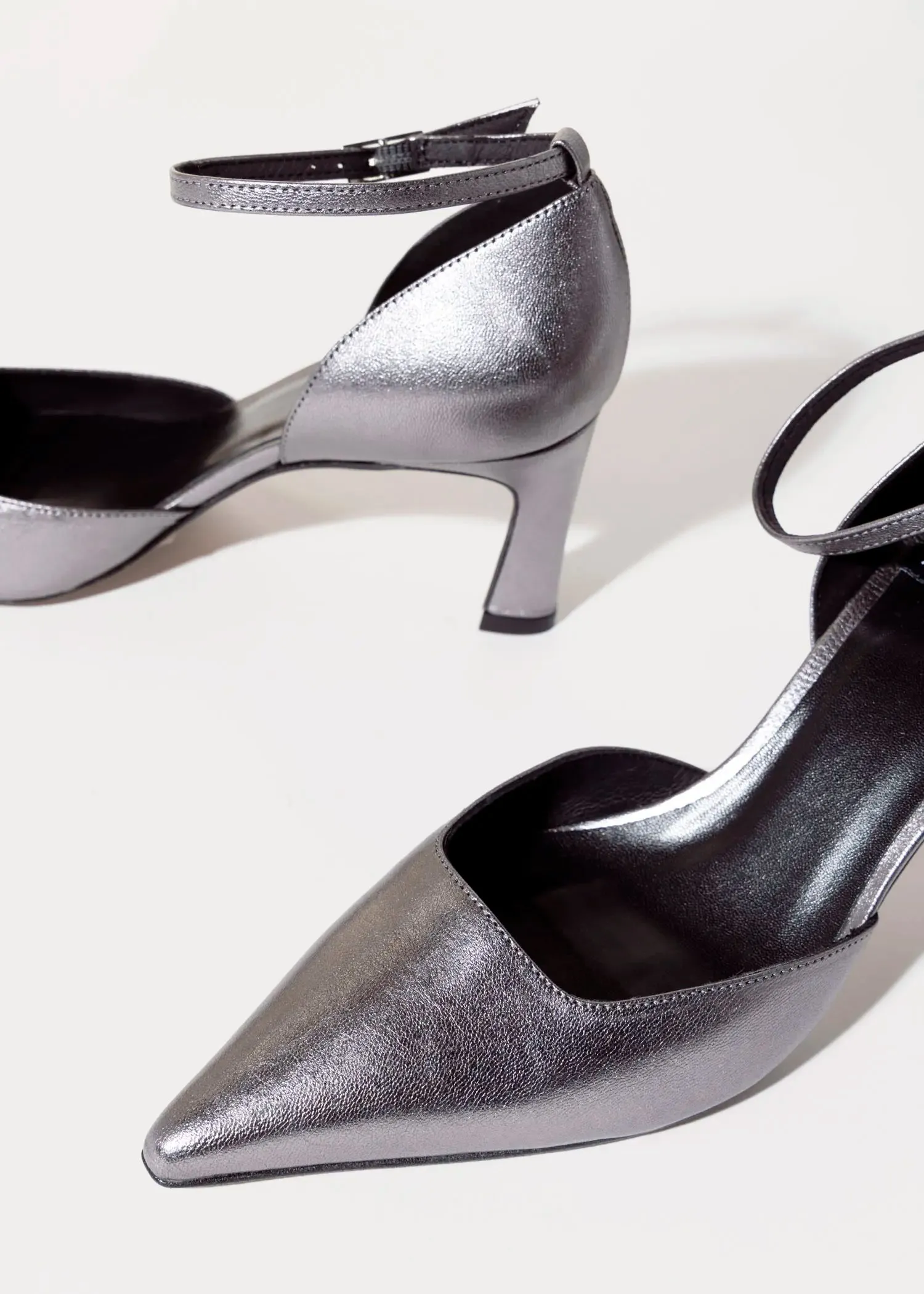 Halle Dress Pump