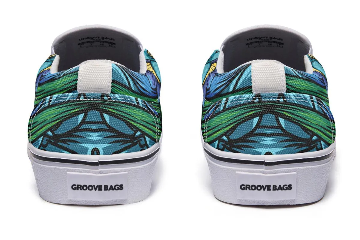 Illustrated Siberian Husky Slip-On Shoes