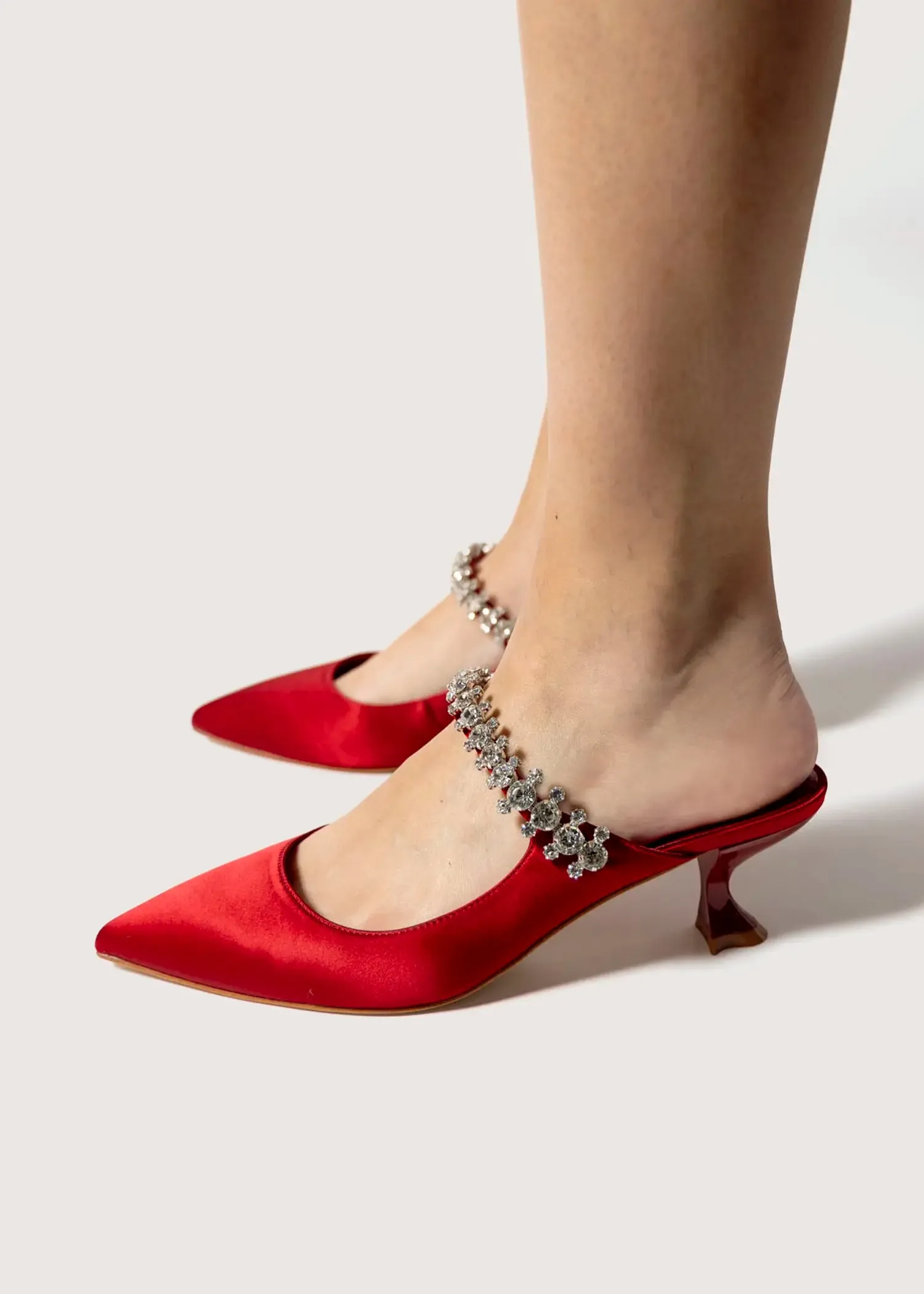 Lori Jeweled Pump