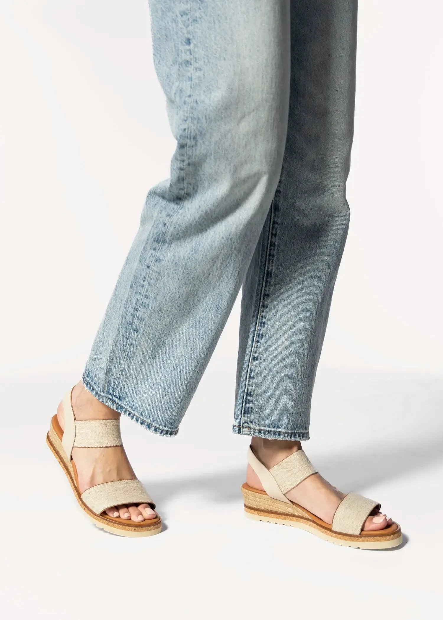 Neveah Wedge Sandal