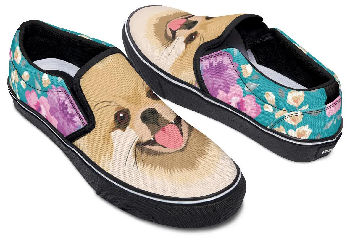 Pomeranian Dog Portrait Slip-On Shoes