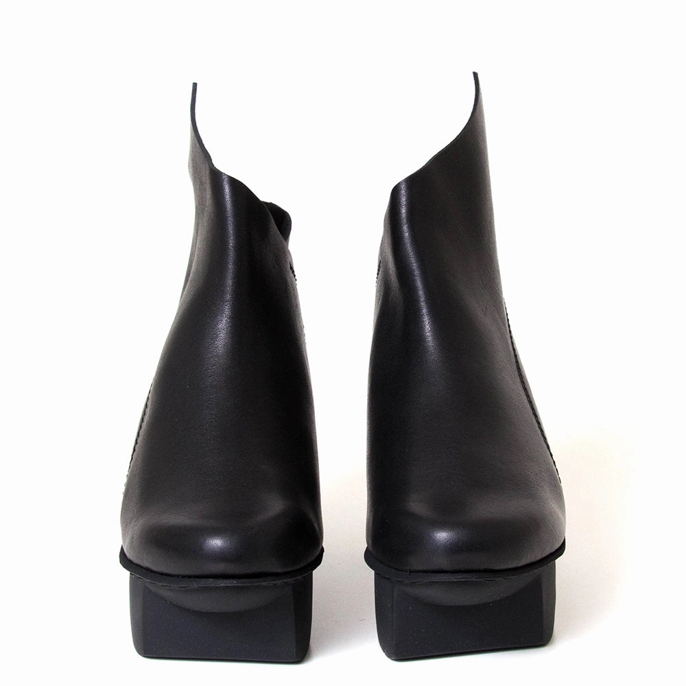 Prospect Women's Platform Leather Ankle Boot