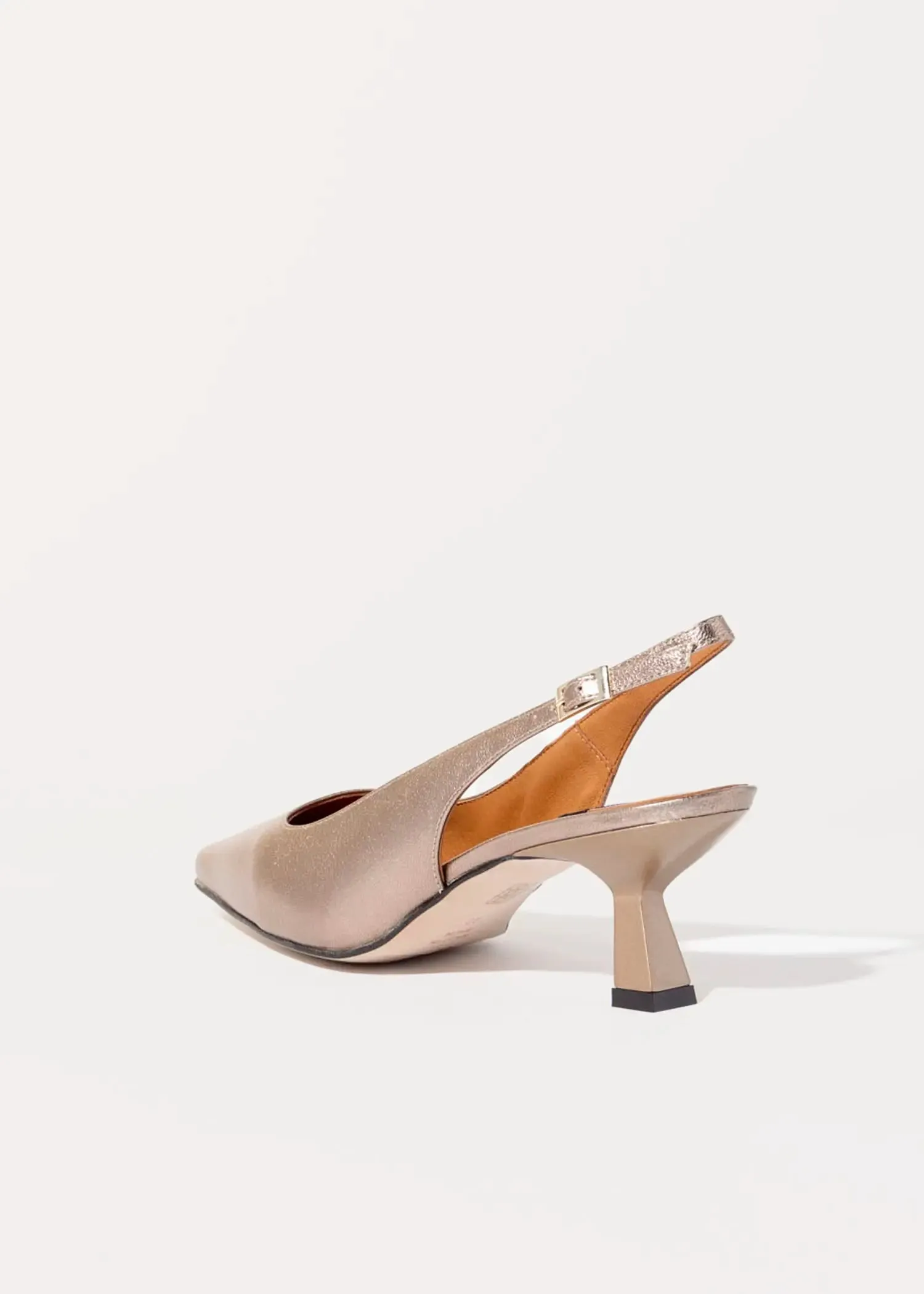 Slingback Pump
