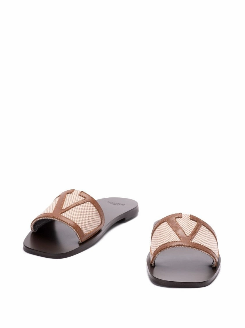 Superstar Slide Slipper With Vlogo Detail And Premium Materials