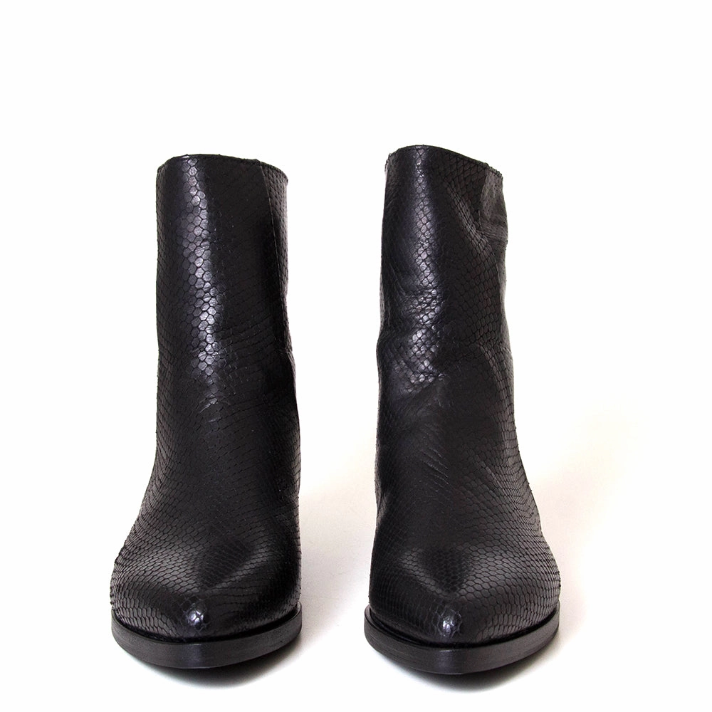 Terry 1F Women's Leather Boot