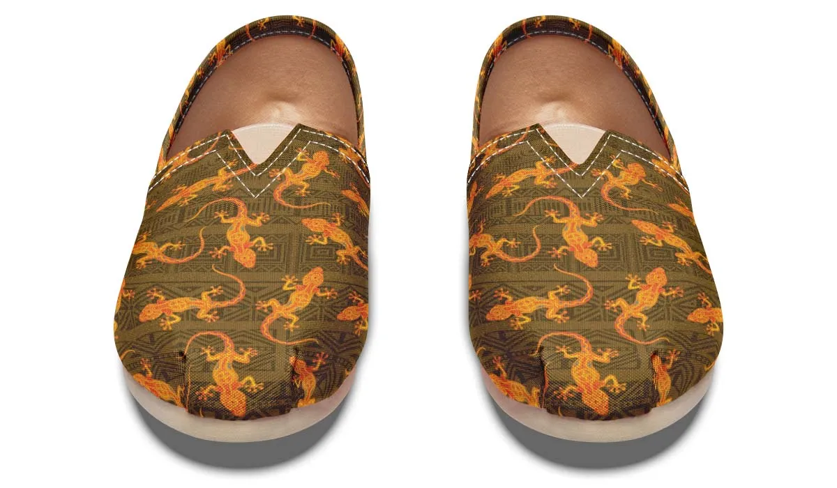 Tribal Lizard Pattern Casual Shoes