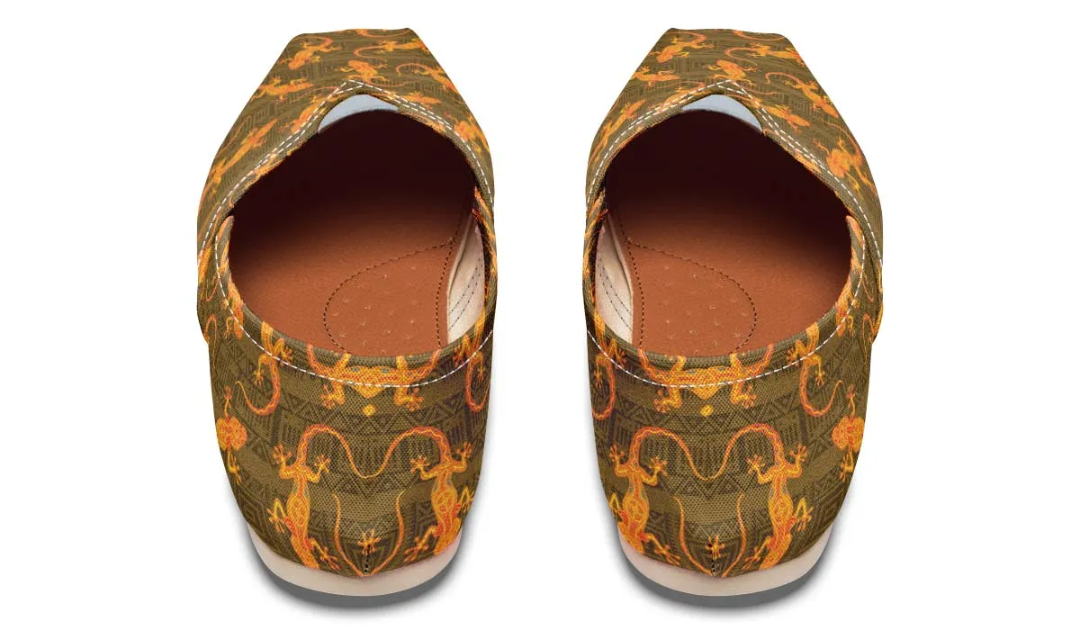 Tribal Lizard Pattern Casual Shoes