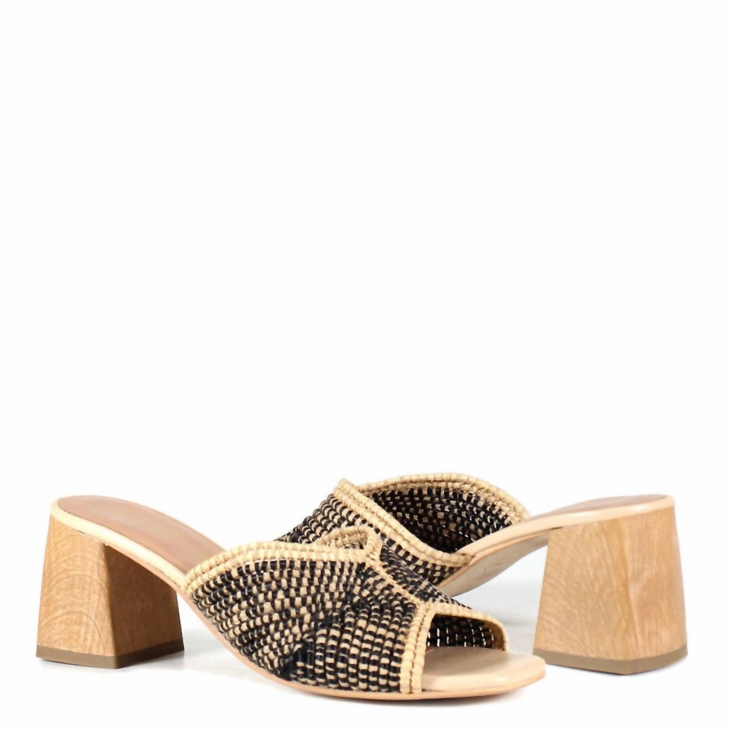 Trop Hop Sandal In Beige