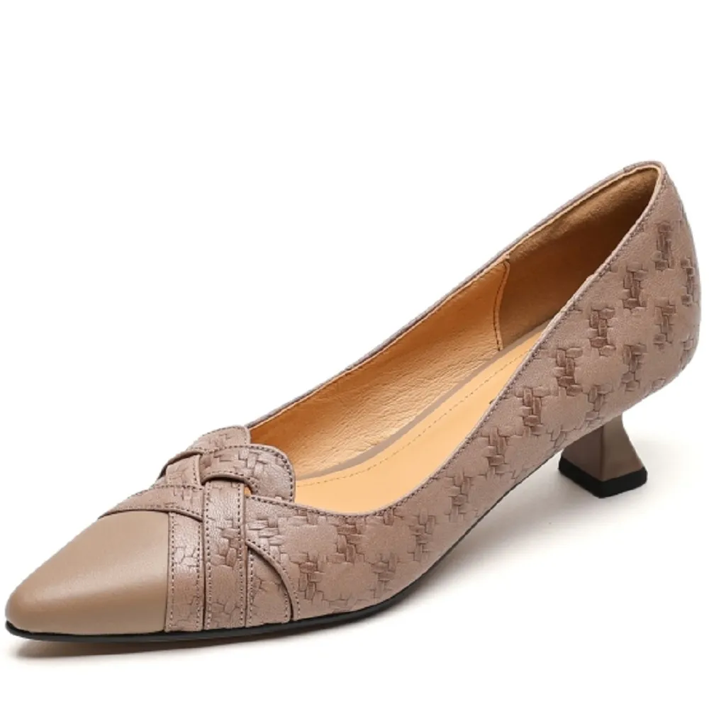 USS Shoes Chiara Women's Kitten Heel Leather Pumps