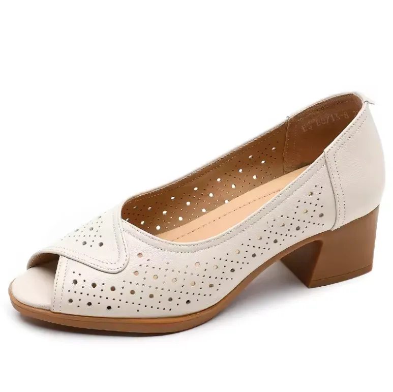 USS Shoes Nina Women's Open Toe Leather Sandals