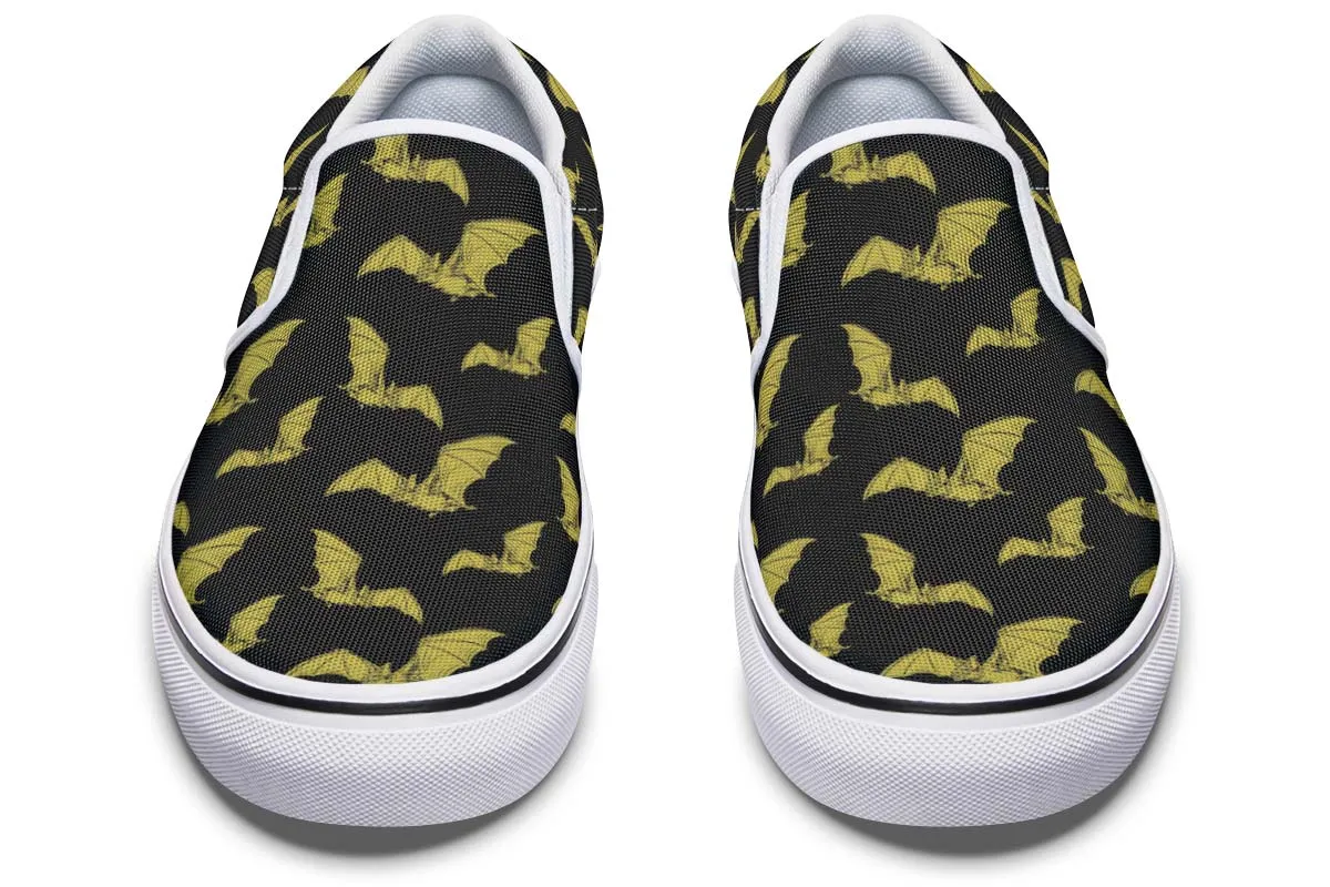 Vampire Bat Pattern Slip-On Shoes