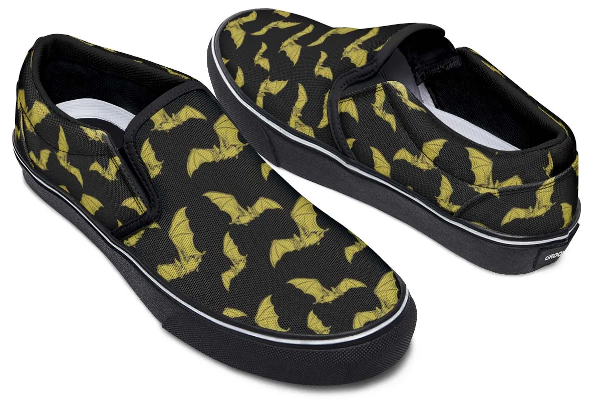 Vampire Bat Pattern Slip-On Shoes