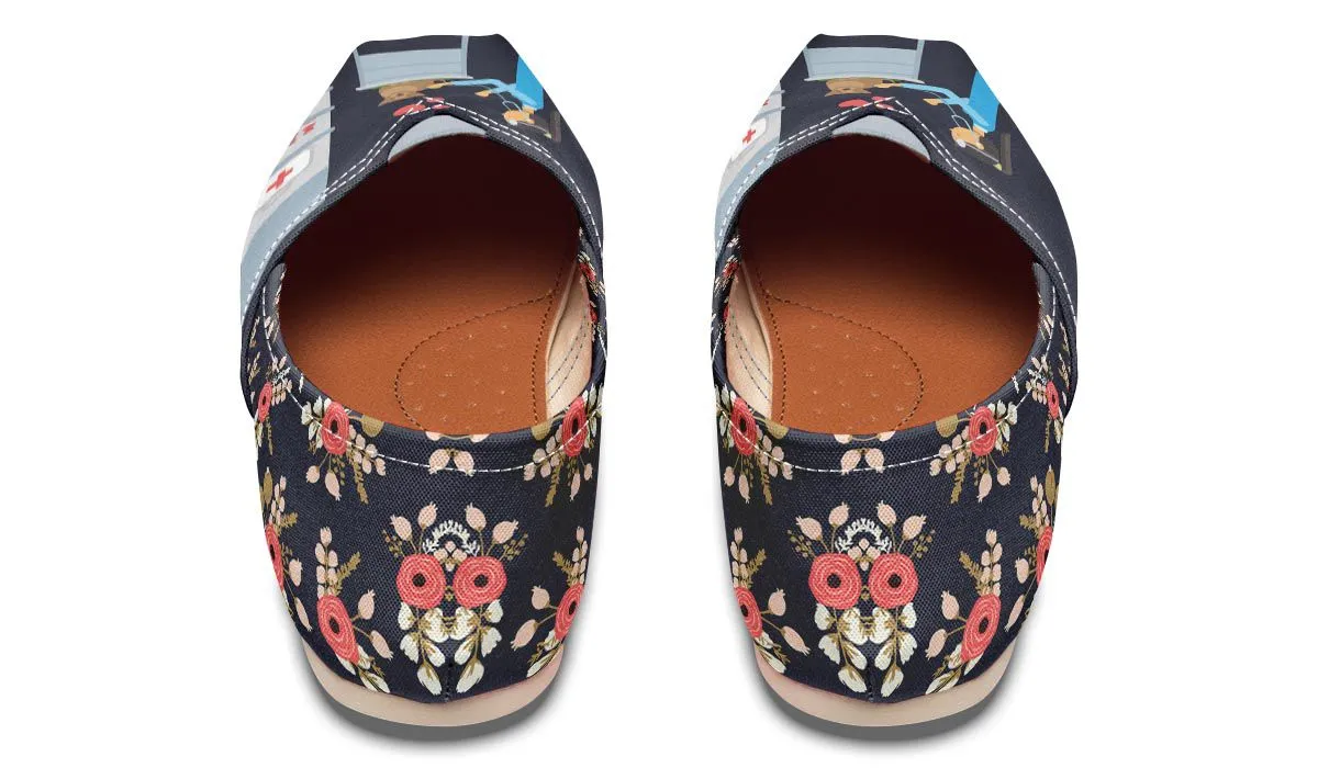 Veterinary Care Casual Shoes