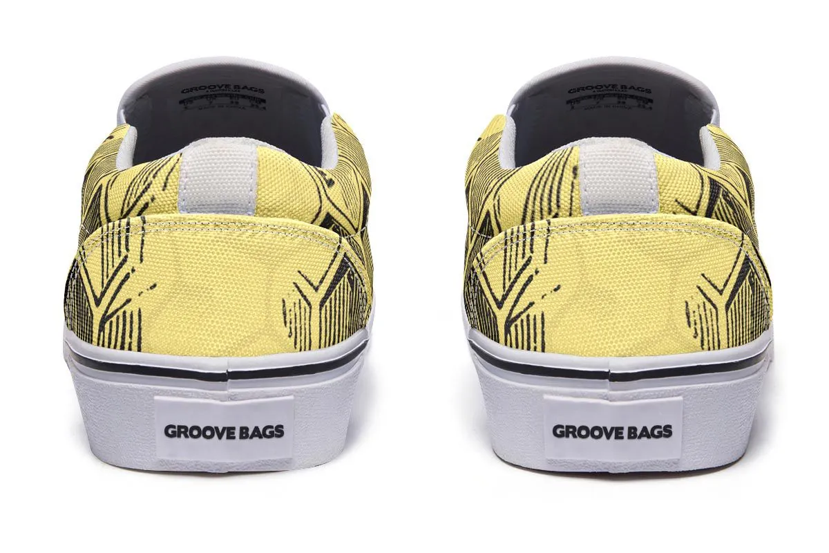 Vintage Bee Diagram Slip-On Shoes