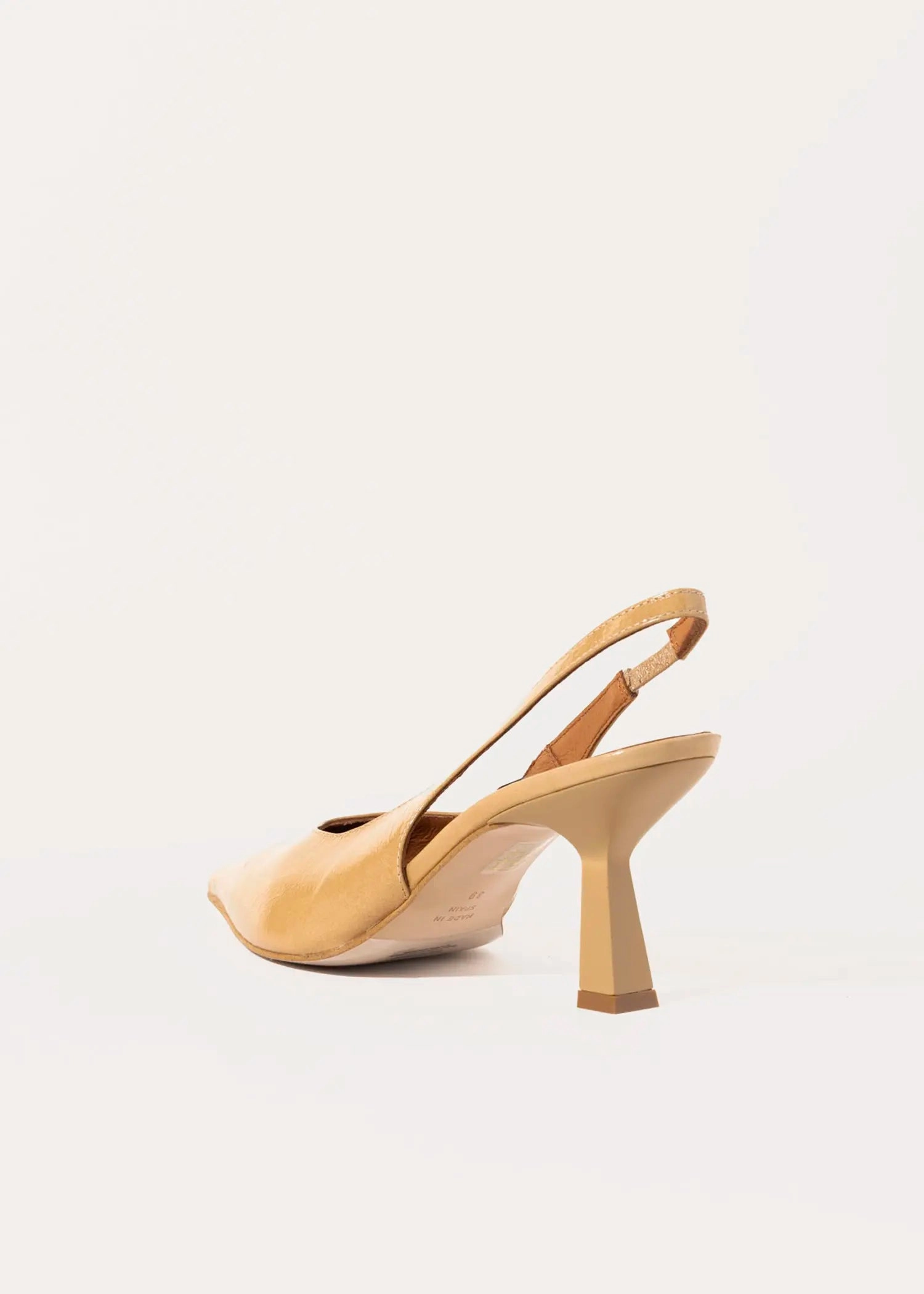 Violette Slingback Pump
