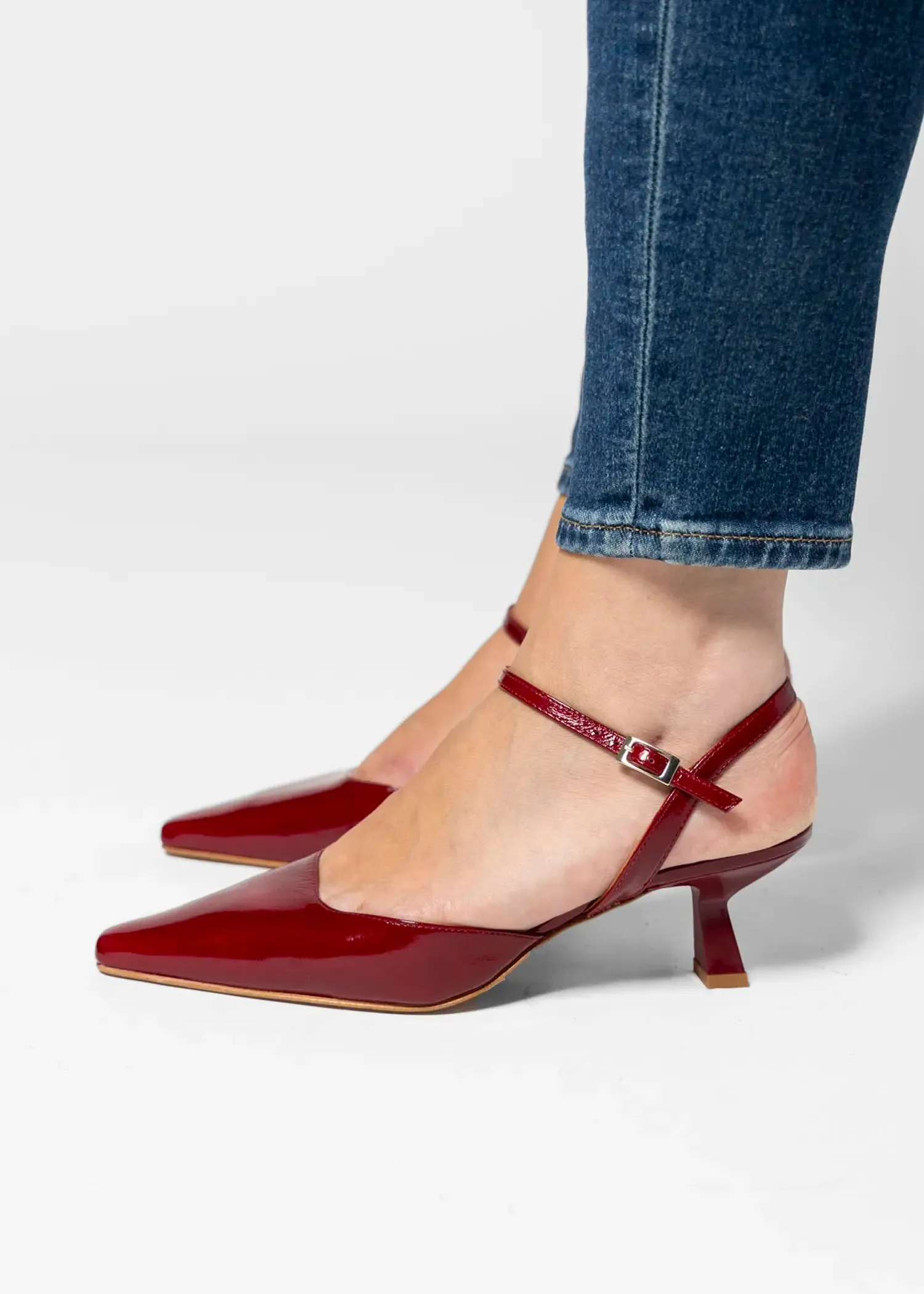 Wilna Kitten Heel
