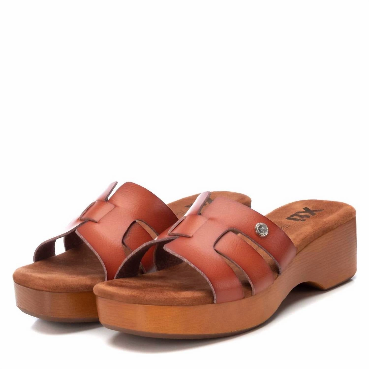 Women's Slip On Platform Sandals In Camel