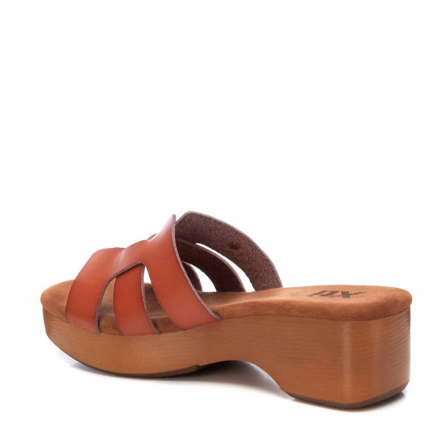 Women's Slip On Platform Sandals In Camel