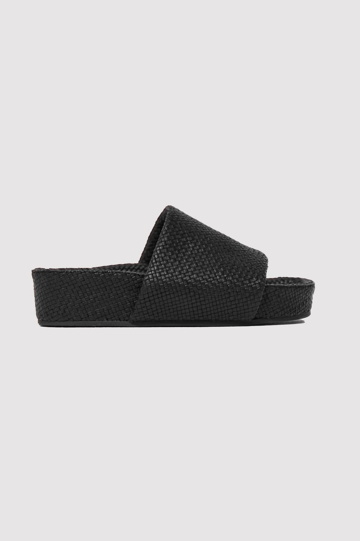 Woven Everyday Flatform Slide Sandal In Black